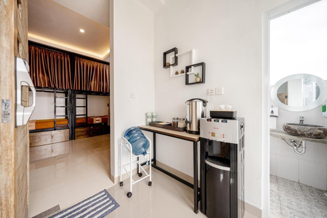 The Moon Hostel Batununggul 외부 사진