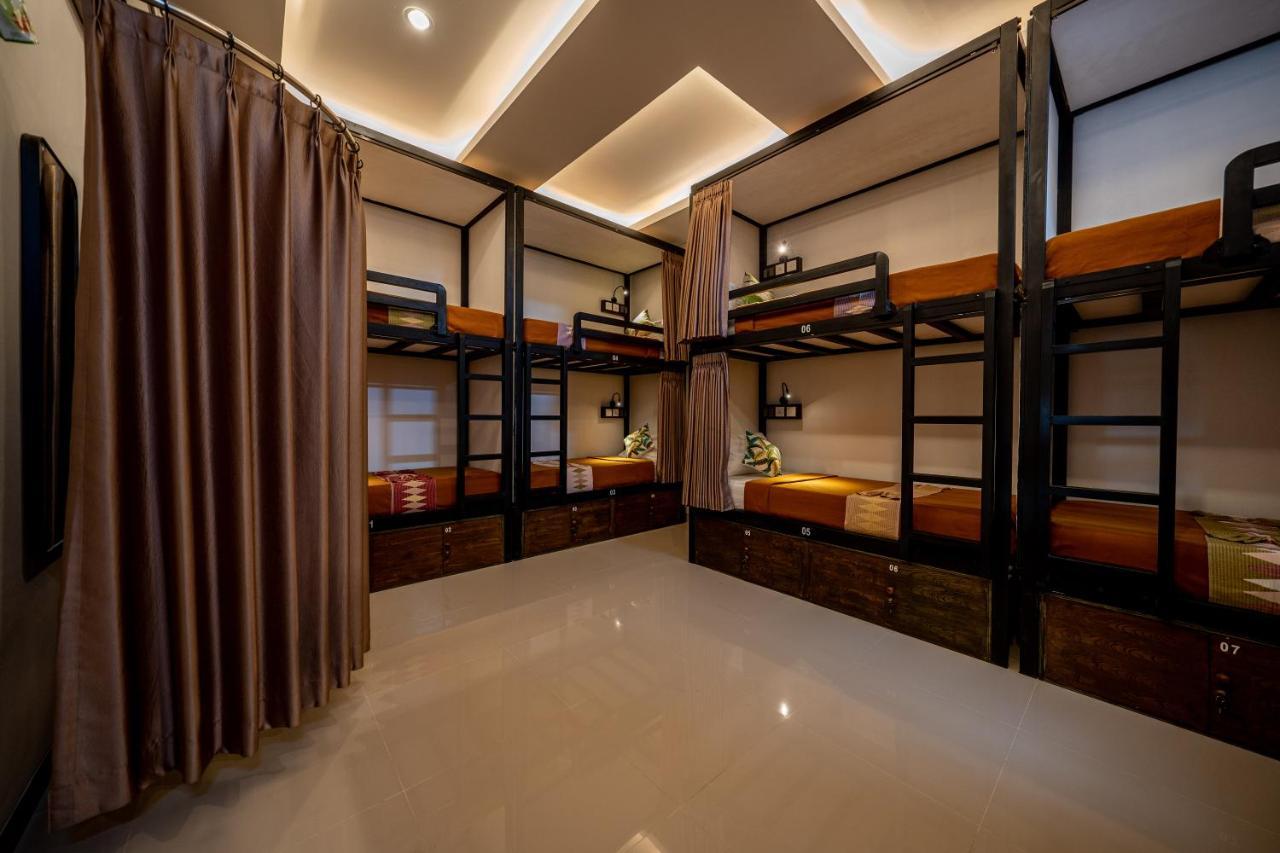 The Moon Hostel Batununggul 외부 사진