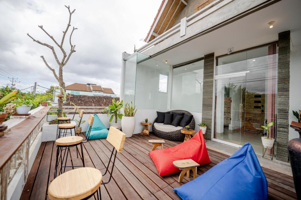 The Moon Hostel Batununggul 외부 사진