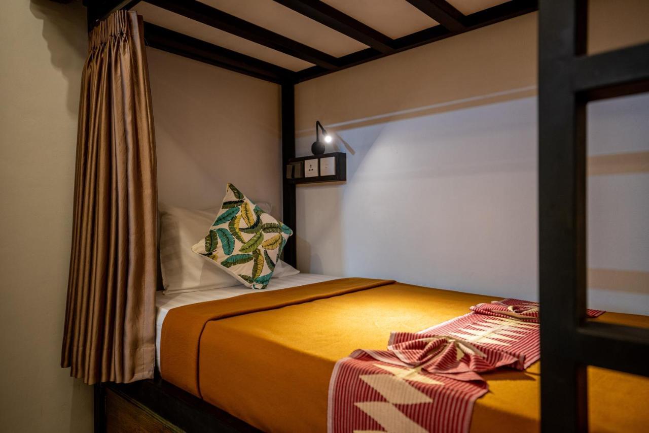 The Moon Hostel Batununggul 외부 사진