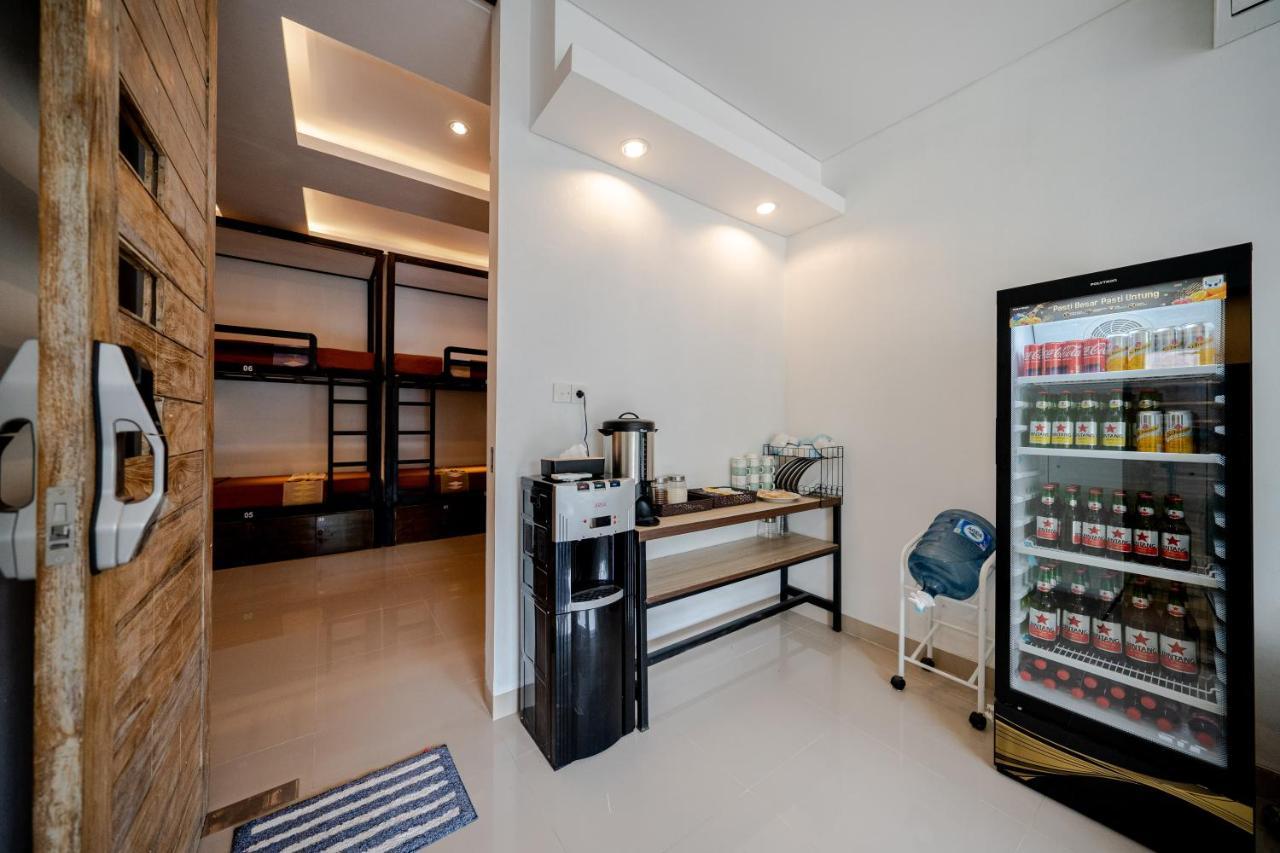 The Moon Hostel Batununggul 외부 사진